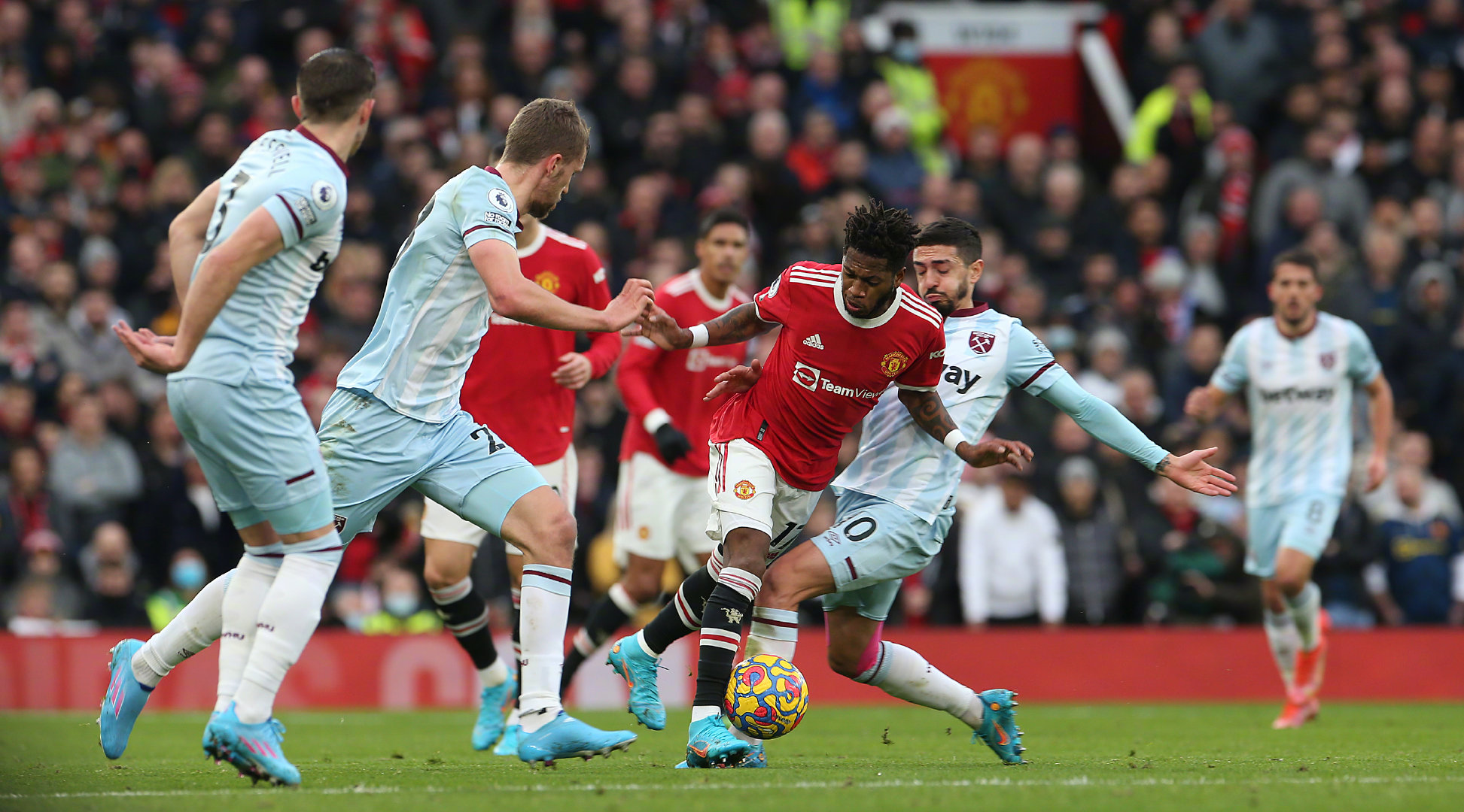 两人都在近 两人都在近